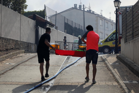 Fotos del incendio producido entre Obanos y Legarda.