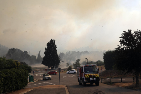 Fotos del incendio producido entre Obanos y Legarda.