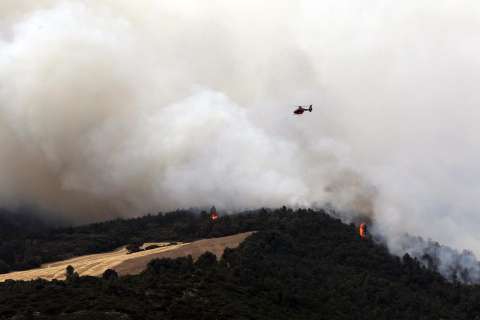 Fotos del incendio producido entre Obanos y Legarda.