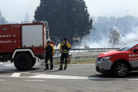 Fotos del incendio producido entre Obanos y Legarda.