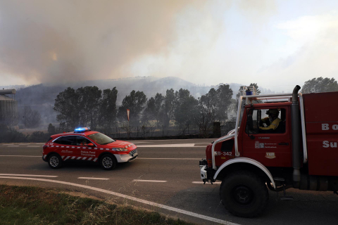 Fotos del incendio producido entre Obanos y Legarda.