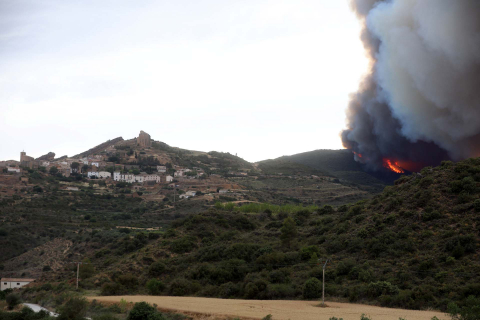 Fotos de los incendios en Navarra este lunes. Incendio de Gallipienzo.