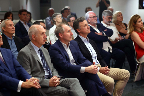 Fotos del encuentro 'Somos DNavarra' celebrado en Madrid.