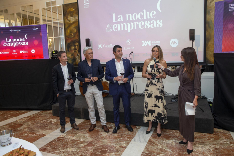 Asistentes a 'La Noche de las Empresas' organizada por BrandOK en el Hotel 3 Reyes de Pamplona