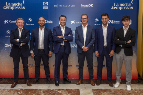 Asistentes a 'La Noche de las Empresas' organizada por BrandOK en el Hotel 3 Reyes de Pamplona