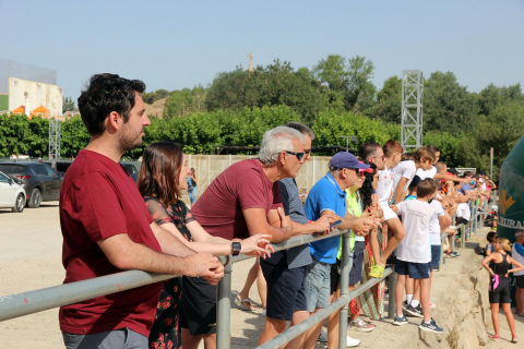 Participantes en el Triatlón Reto del Ebro 2022
