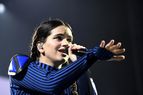 Rosalía, en el concierto de inicio de su gira en Almería.