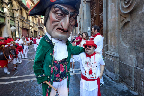 Comparsa Gigantes 8 julio 2022