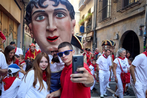 Comparsa Gigantes 8 julio 2022