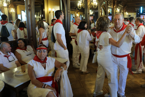 Baile de la alpargata en el Nuevo Casino