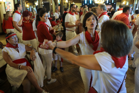 Baile de la alpargata en el Nuevo Casino