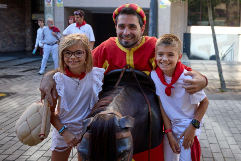 Comparsa de Gigantes y Cabezudos día 9