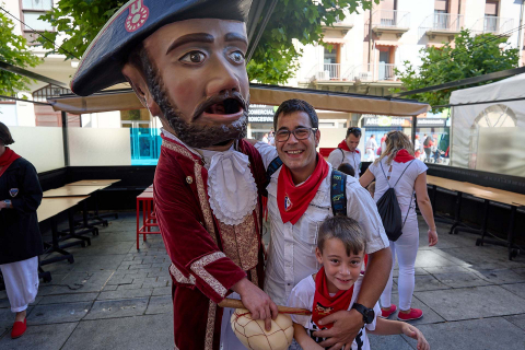 Comparsa de Gigantes y Cabezudos día 9