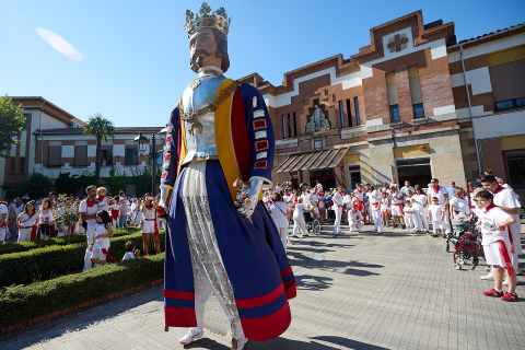 Fotos de la salida de la comparsa de Gigantes y Cabezudos este 10 de julio