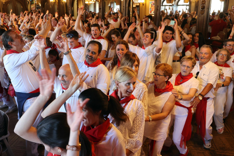Fotos de ambiente de San Fermín de este domingo