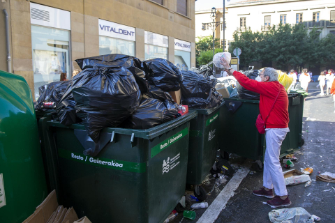 Kilos de basura en Pamplona en San Fermín