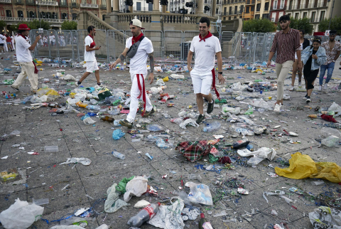 Kilos de basura en Pamplona en San Fermín
