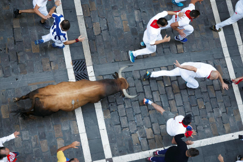 Fotos del quinto encierro de San Fermín 2022