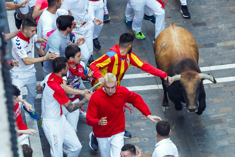 Fotos del quinto encierro de San Fermín 2022