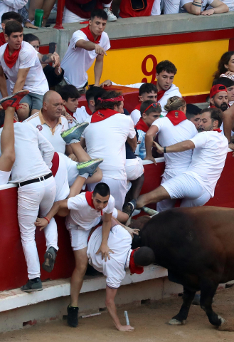 Fotos del quinto encierro de San Fermín 2022