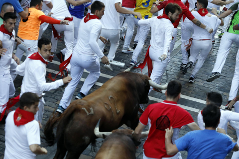 Fotos del quinto encierro de San Fermín 2022