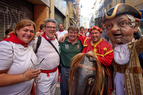 Fotos de la salida de los gigantes de este 13 de julio en San Fermín./