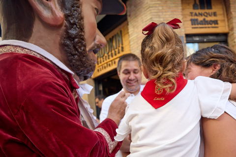 Fotos de la salida de los gigantes de este 13 de julio en San Fermín./