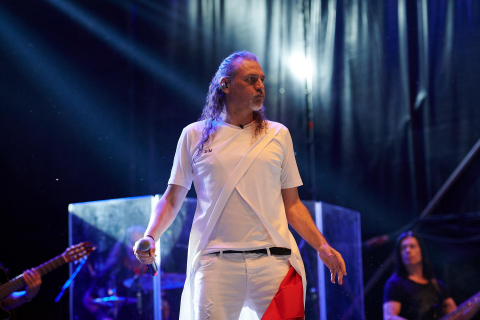 Concierto de Camela en la Plaza de los Fueros de Pamplona durante San Fermín.