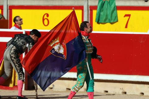 Antonio Ferrera lidió solo a los toros de la ganadería Miura