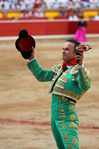Antonio Ferrera lidió solo a los toros de la ganadería Miura