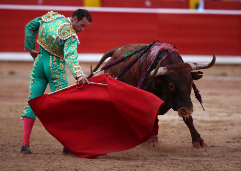 Antonio Ferrera lidió solo a los toros de la ganadería Miura
