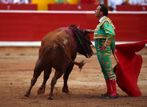 Antonio Ferrera lidió solo a los toros de la ganadería Miura