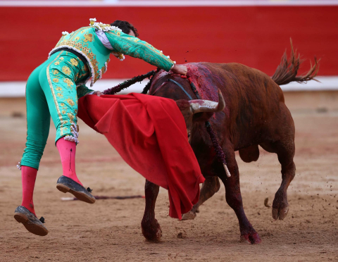 Antonio Ferrera lidió solo a los toros de la ganadería Miura