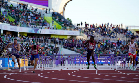 Asier Martínez, bronce en el Mundial de Atletismo de Eugene