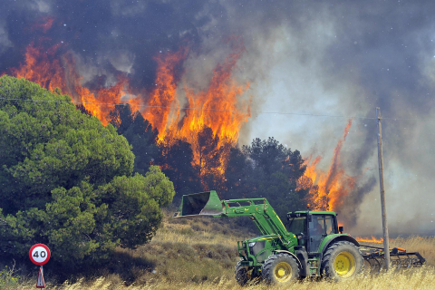 Fotos del incendio de Carcastillo.