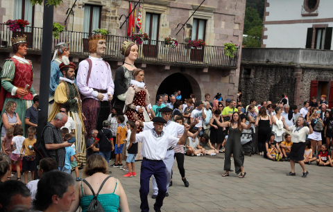 Fotos de la celebración en Elizondo del Día de Santiago.