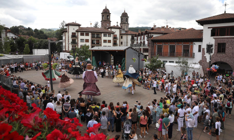 Fotos de la celebración en Elizondo del Día de Santiago.
