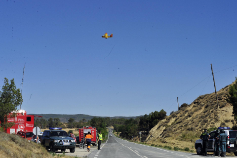 Fotos del segundo día de extinción del incendio de Carcastillo.