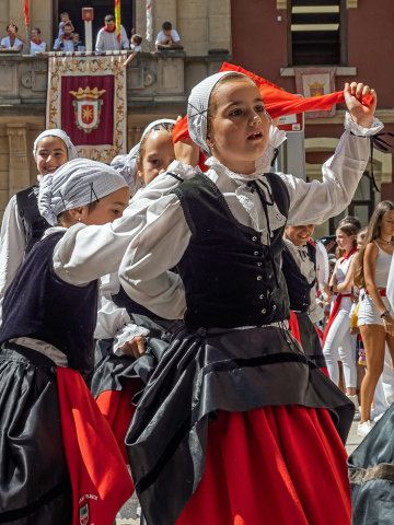 Fotos del Día Infantil en fiestas de Estella