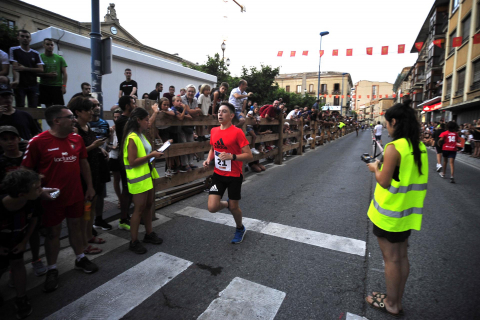 Participantes en la 'Milla del pastor' de Tafalla
