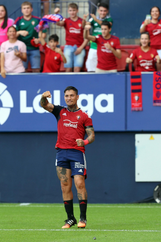 Fotos del Osasuna-Cádiz disputado en El Sadar.