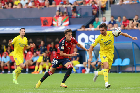 Fotos del Osasuna-Cádiz disputado en El Sadar.