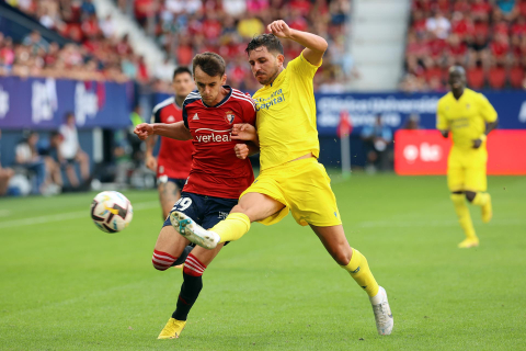 Fotos del Osasuna-Cádiz disputado en El Sadar.