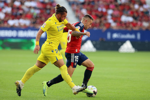 Fotos del Osasuna-Cádiz disputado en El Sadar.