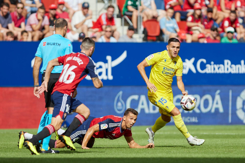 Fotos del Osasuna-Cádiz disputado en El Sadar.