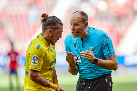 Fotos del Osasuna-Cádiz disputado en El Sadar.