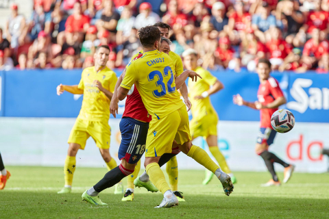 Fotos del Osasuna-Cádiz disputado en El Sadar.