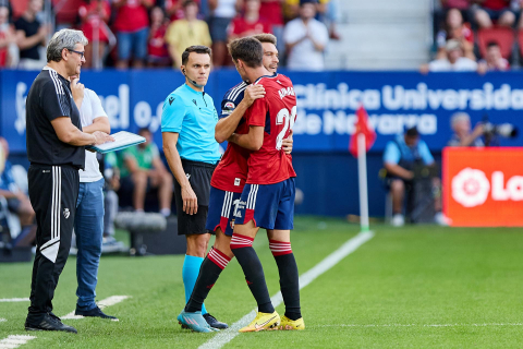 Fotos del Osasuna-Cádiz disputado en El Sadar.