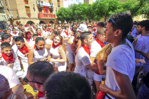 Fotos del cohete de fiestas de Marcilla.