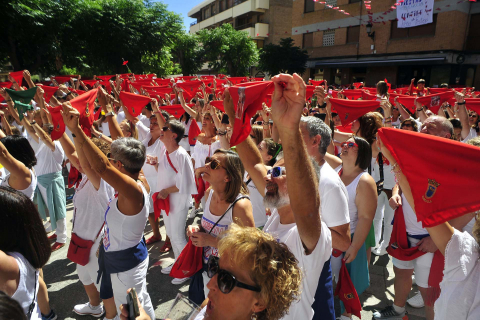 Fotos del cohete de fiestas de Marcilla.
